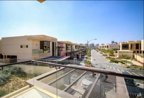  فيلا وسط دبي على شارع القدرة  3 غرف وصالة ب 1.3 مليون درهم 3
