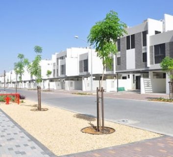 فيلا وسط دبي على شارع القدرة  3 غرف وصالة ب 1.3 مليون درهم 7