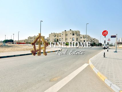 للبيع..فيلا 10 غرف نوم | حديقة | مدينة محمد بن زايد أبوظبي