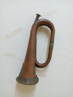 Very very old trumpet made in UK this my number 00962772173607