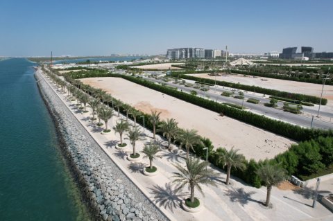 #للبيع #دوبلكس غرفتين وصالة على البحر في #أبو_ظبي بدفعة اولى 157 ألف درهم فقط. 5