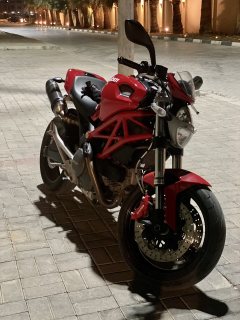 Ducati monster 696 2014 very clean