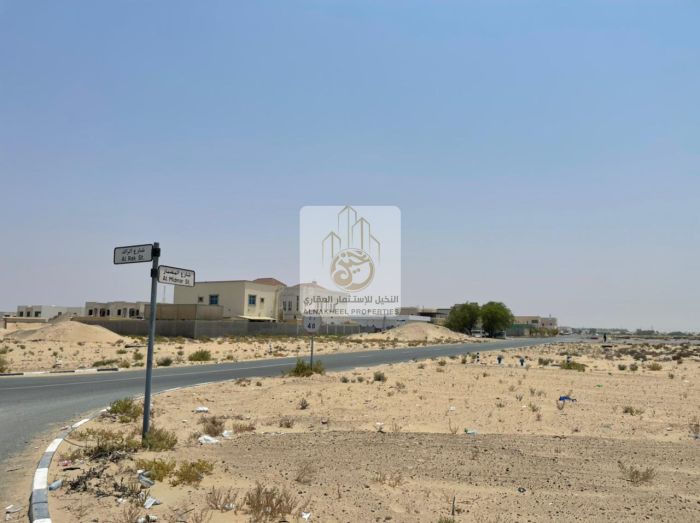 متوفر أراضي للبيع، بحي النخيلة ،بإمارة أم القيوين،الإمارات
