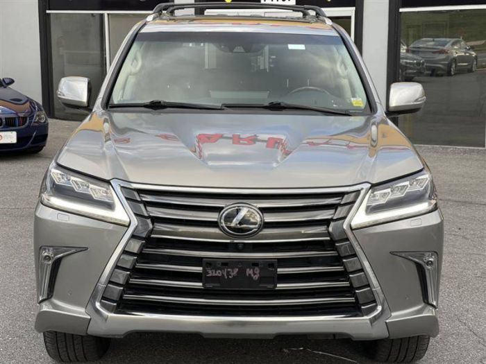 Selling Used 2020 Lexus LX 570 Accidental Free For Sell