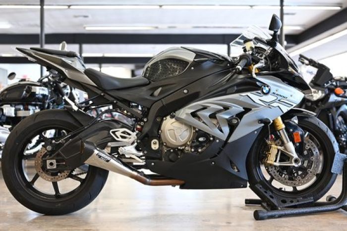 2018 BMW S1000RR AVAILABLE +971564580565 1