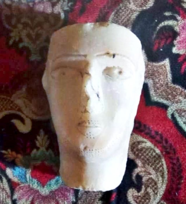 تمثال لرأس ملك حميري  2