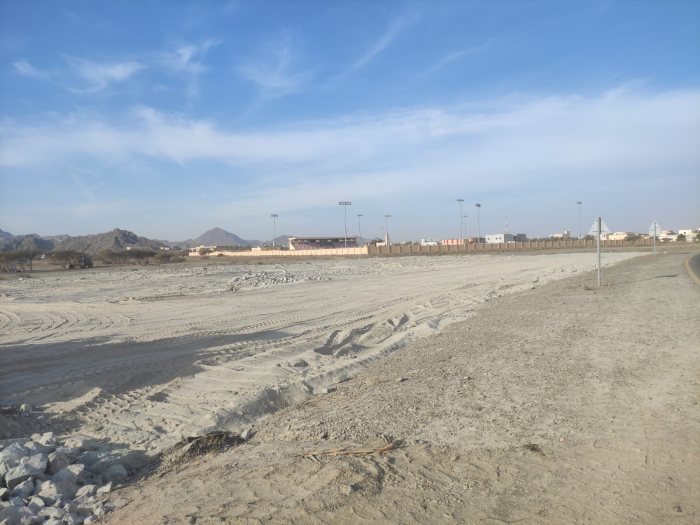 أراضي سكني تجارية (أرضي محلات + طابقين)-بالقرب من محكمة عجمان. 5