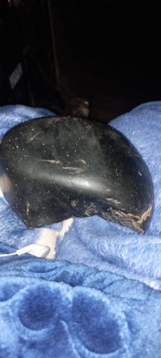 حجر أسود وزنها 5 كيلو غرام  1