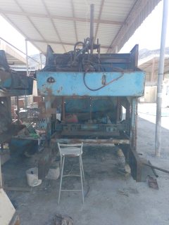  0553828926Cement block making machine for sale in Fujirah 17000 AED 3