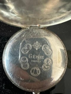 The Swiss brand Genie pocket watch is more than 120 years old 2