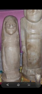تمثالين من العصر القديم  2