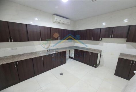 شقة للإيجار في أبوظبي/مدينة محمد بن زايد