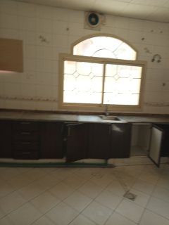 Villa for rent Sharjah/فيلا للايجار الشارقة الفيحاء 5