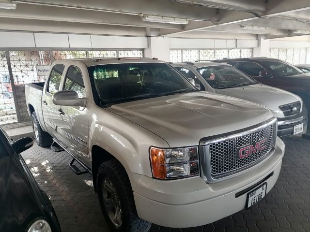 FOR SALE GMC 3