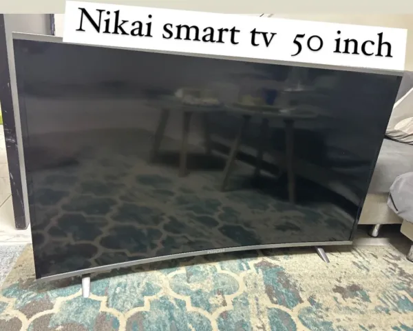 Smart nikai TV 50 inch 