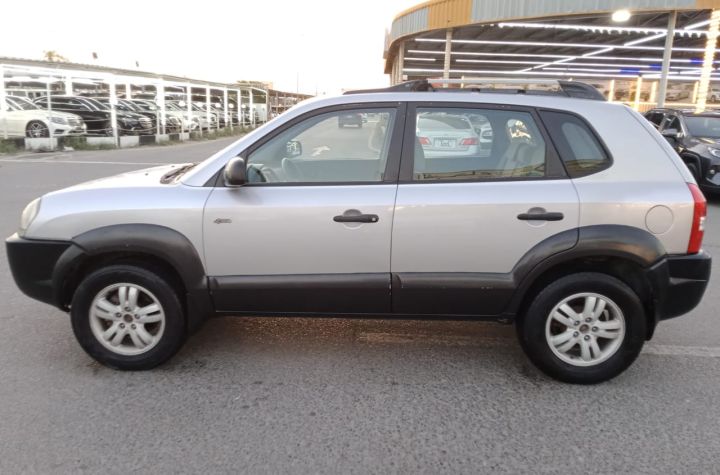 Hyundai Tucson V6 2.7L 4WD Model 2006 2