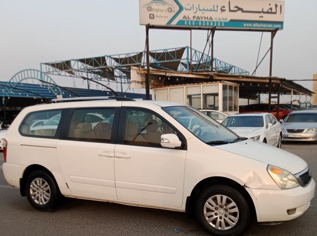 Kia Carnival V6 3.3L Model 2015 2