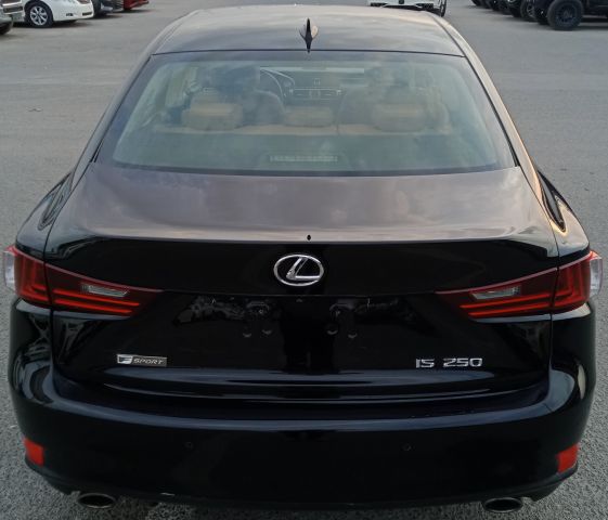 LEXUS IS 250 V6 2.5L Full Option Model 2015 9