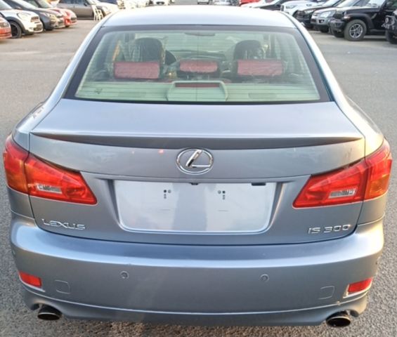 Lexus IS 300 V6 3.0L Full Option Model 2008 6