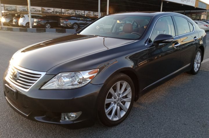 Lexus LS460 4.6L V8 Model 2010 5