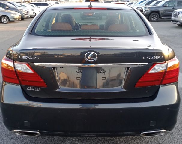 Lexus LS460 4.6L V8 Model 2010 6