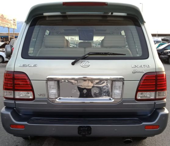 Lexus LX470 V8 4.7L Full Option Model 2005 10