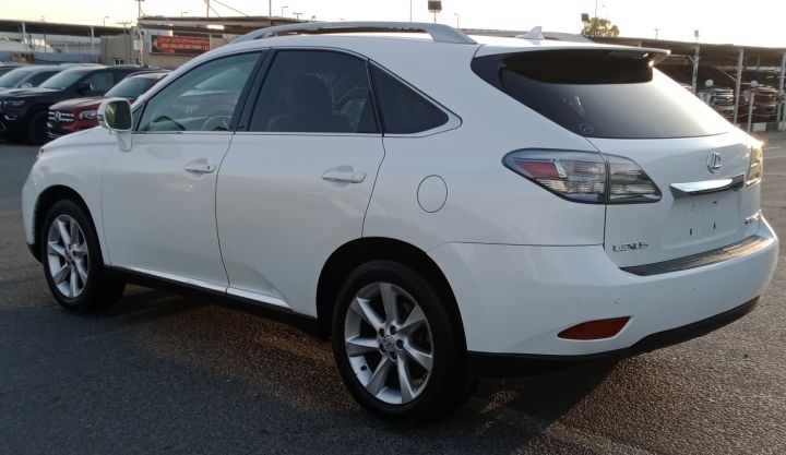 LEXUS RX350 V6 3.5L Full Option Model 2010 4