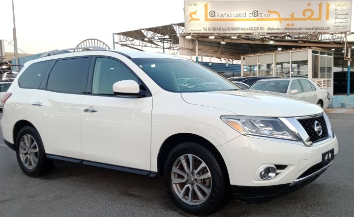 Nissan Pathfinder SV V6 3.5L Model 2016 4