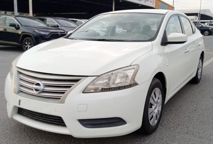 Nissan Sentra V4 1.8L Model 2014 3