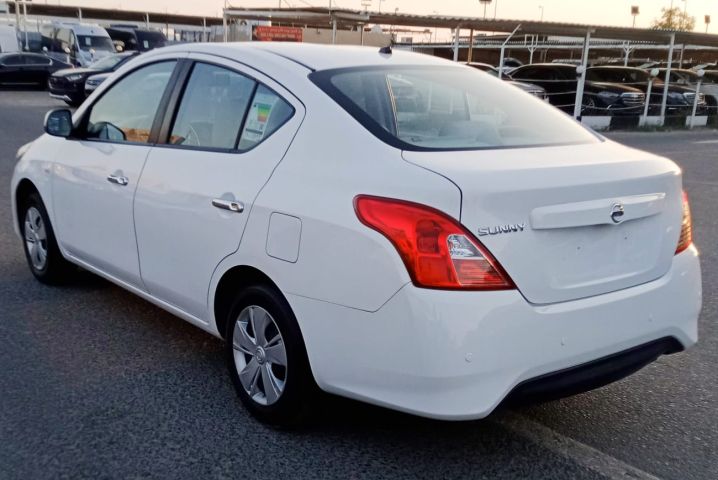 Nissan Sunny V4 1.5L Model 2020  4