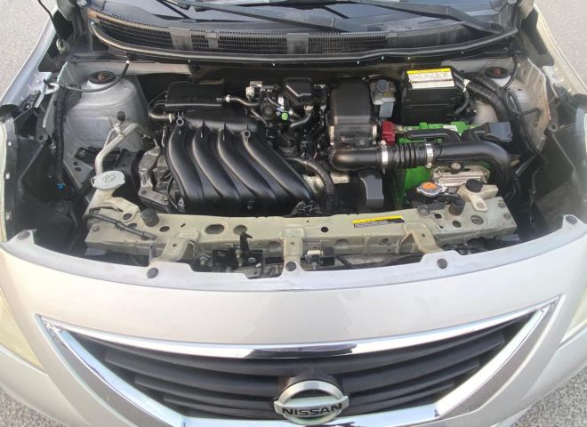 Nissan Versa SV V4 1.6L Model 2013 5