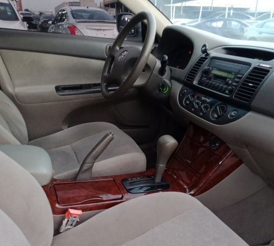 Toyota Camry XLI V4 2.4L Model 2005 6