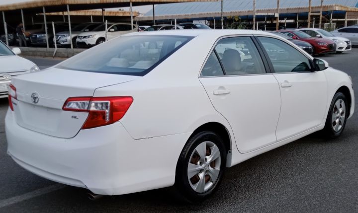 Toyota Camry GL V4 2.5L Model 2014 7