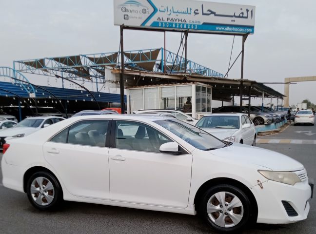 Toyota Camry GL V4 2.5L Model 2014