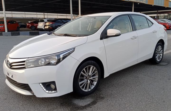 Toyota Corolla SE+ V4 2.0L Model 2014 2