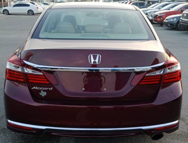 Honda Accord LX V4 2.4L Model 2017 4