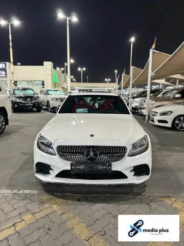 السيارة مرسيدس C300 الموديل 2018 