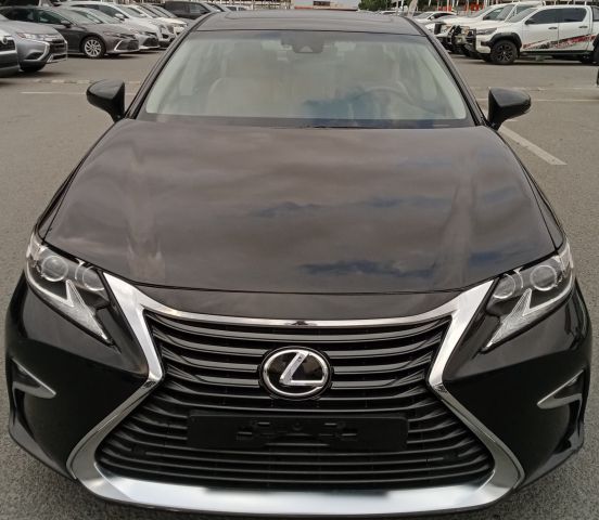 Lexus ES 350 V6 3.5L Full Options Model 2017