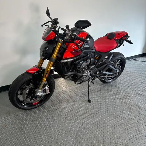 2023 Ducati Monster SP 5