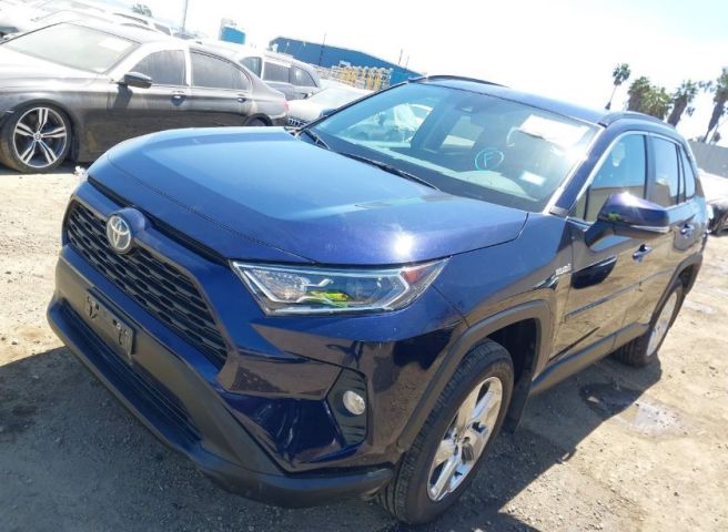  Toyota Rav4 Hybrid.2021....contact me on whatsapp: +971557266210