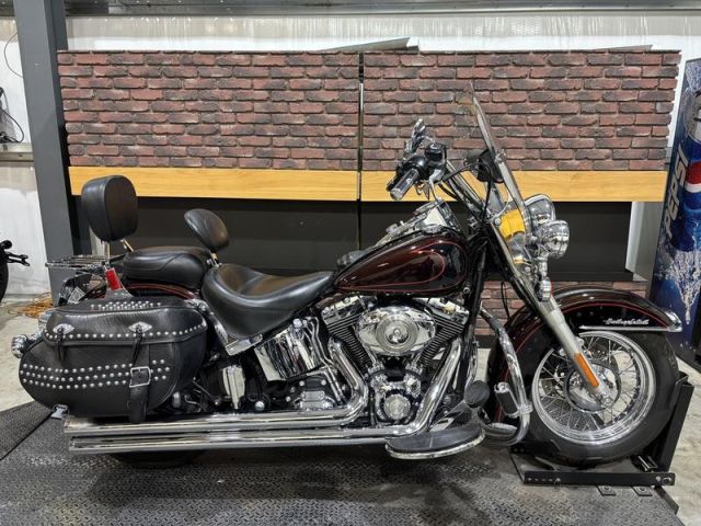 \2011 Harley Davidson Heritage  Softail Classic 7