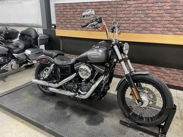 2017 Harley Davidson street bob