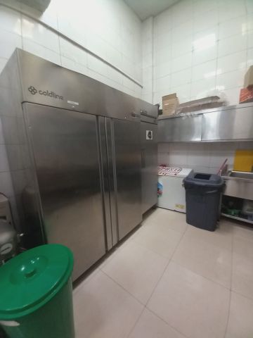 مطعم للبيع  3
