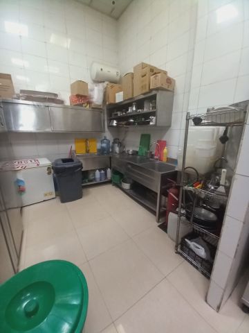 مطعم للبيع  5