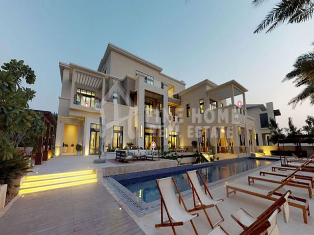 تملك فيلا 8 غرف بموقع مميز جدا 2