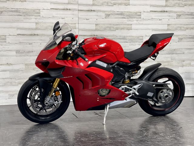 2021 Ducati panigale V4S (+971561943867) 5