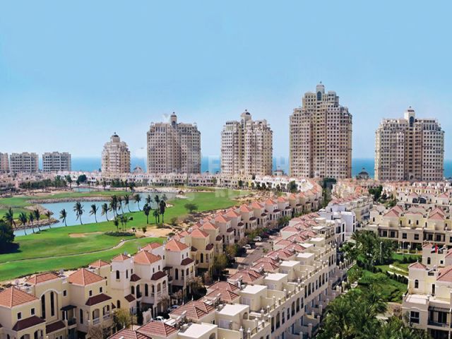 للبيع مجمع 5 فلل | 4 غرف كل فيلا | عائد سنوي 3