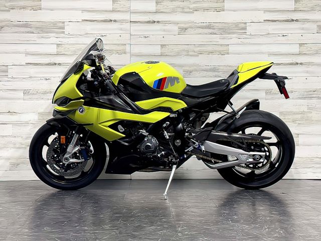 2022 BMW S1000RR (+971561943867) 2