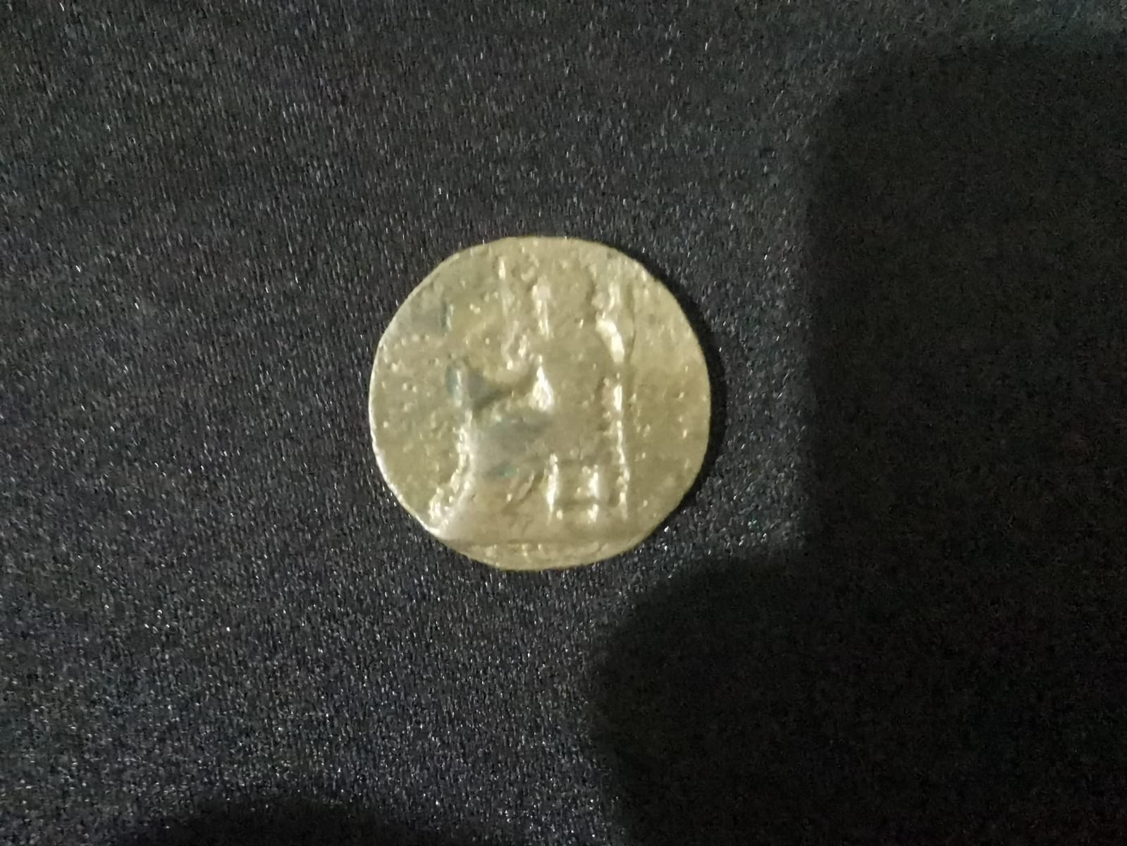  عملة برونزية قديمة 1800 عام antique bronze 3