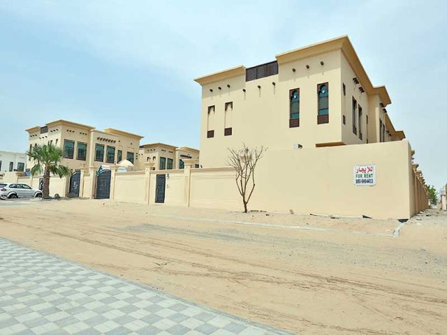 امتلك مجمع سكني 5 فلل بموقع متميز 6